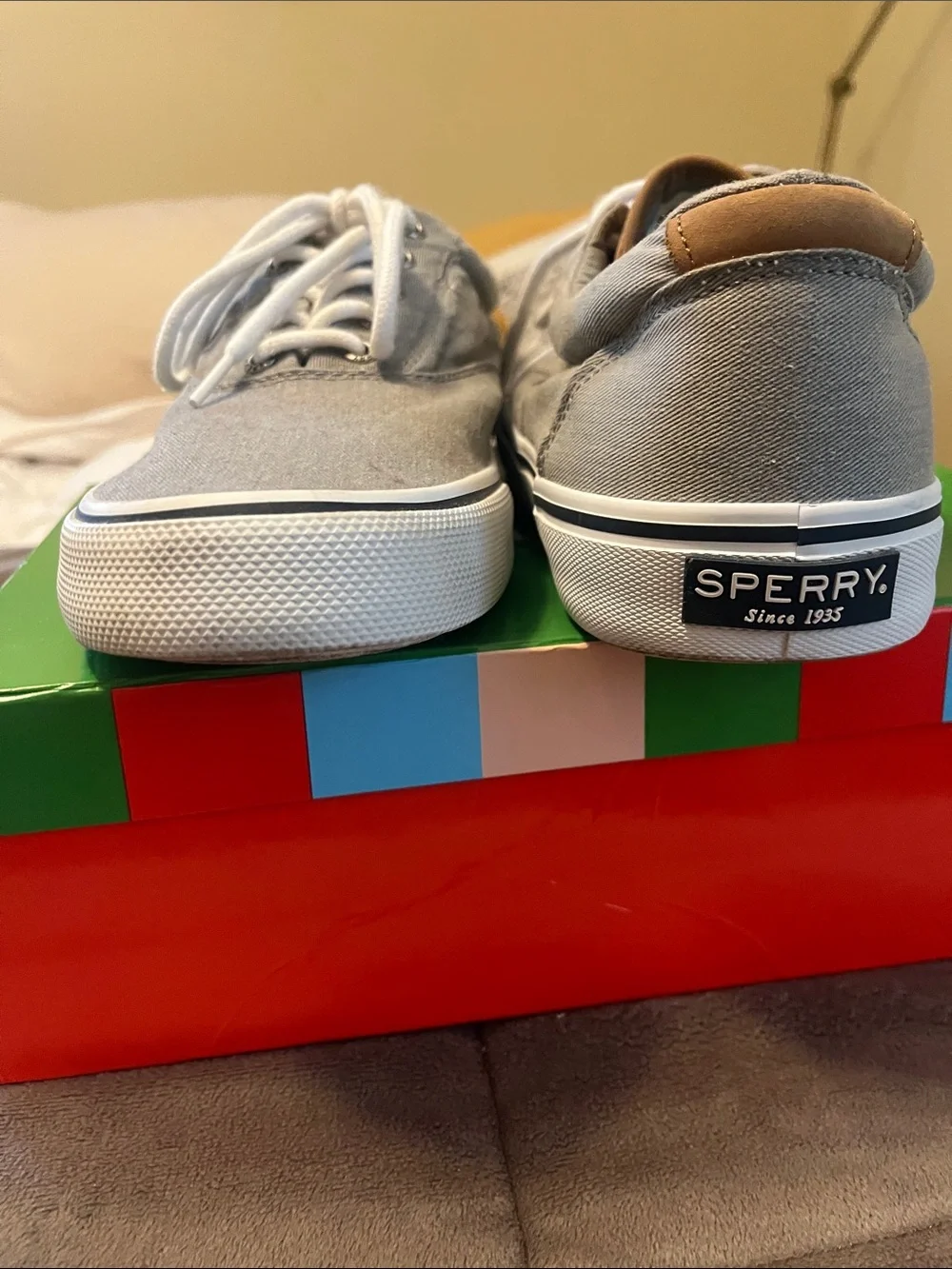 Sperry Men's Gray Canvas Boat Shoes with White Laces